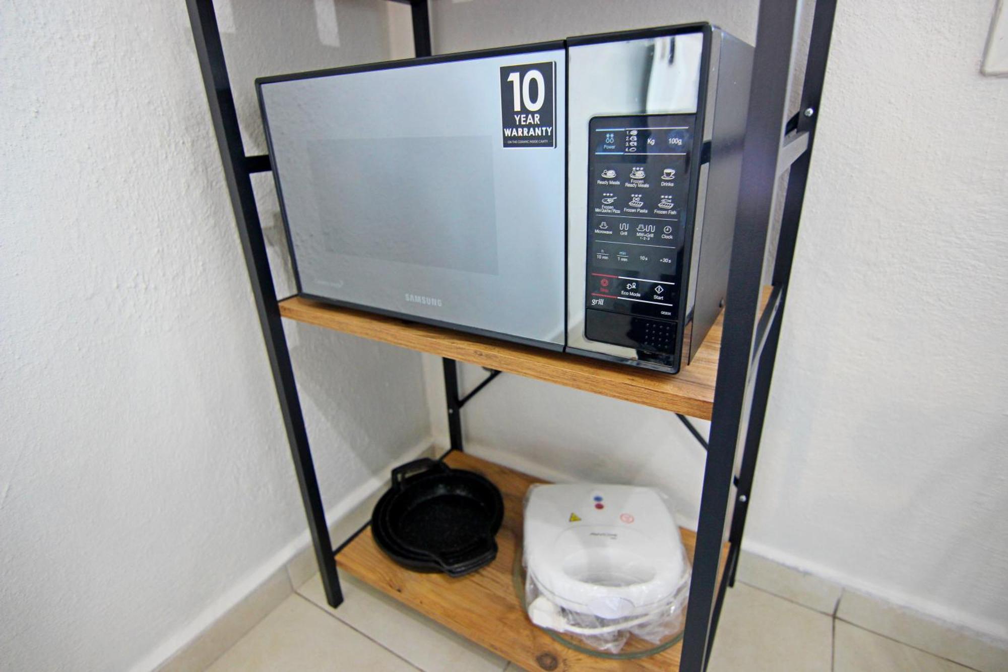 Ozkan Apartment - Fethiye Center Fully Furnished 50Mbps Wifi Netflix ภายนอก รูปภาพ