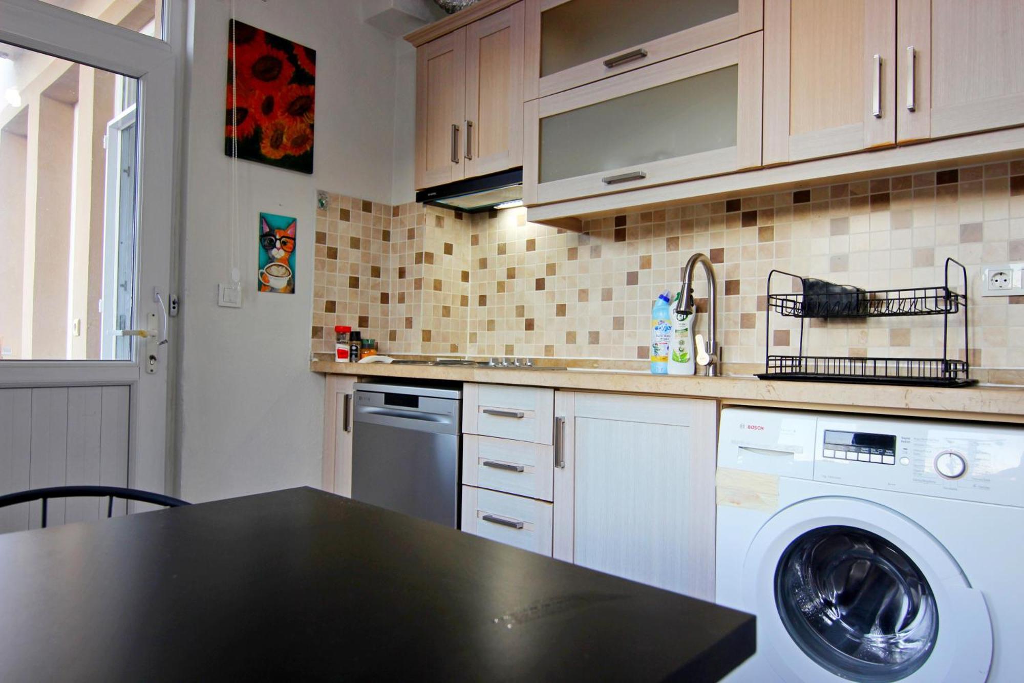 Ozkan Apartment - Fethiye Center Fully Furnished 50Mbps Wifi Netflix ภายนอก รูปภาพ